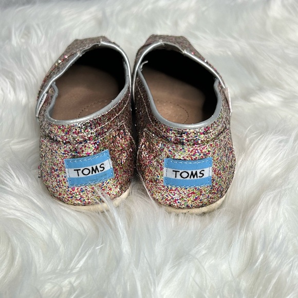 Tom’s red/green/silver and gold sparkle loafers size 6.5 - Picture 5 of 6